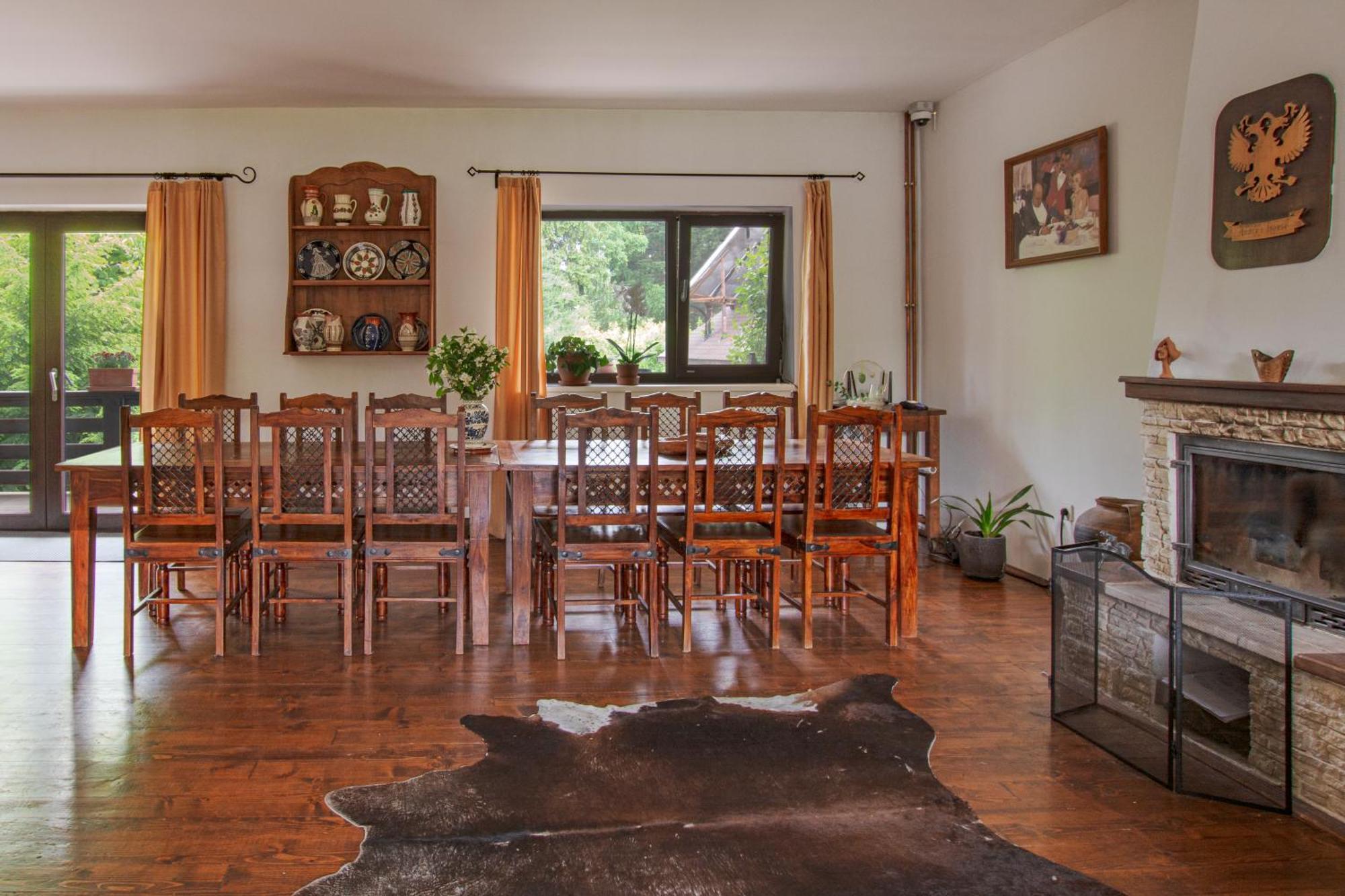 Pension Andra'S House Horezu Bagian luar foto